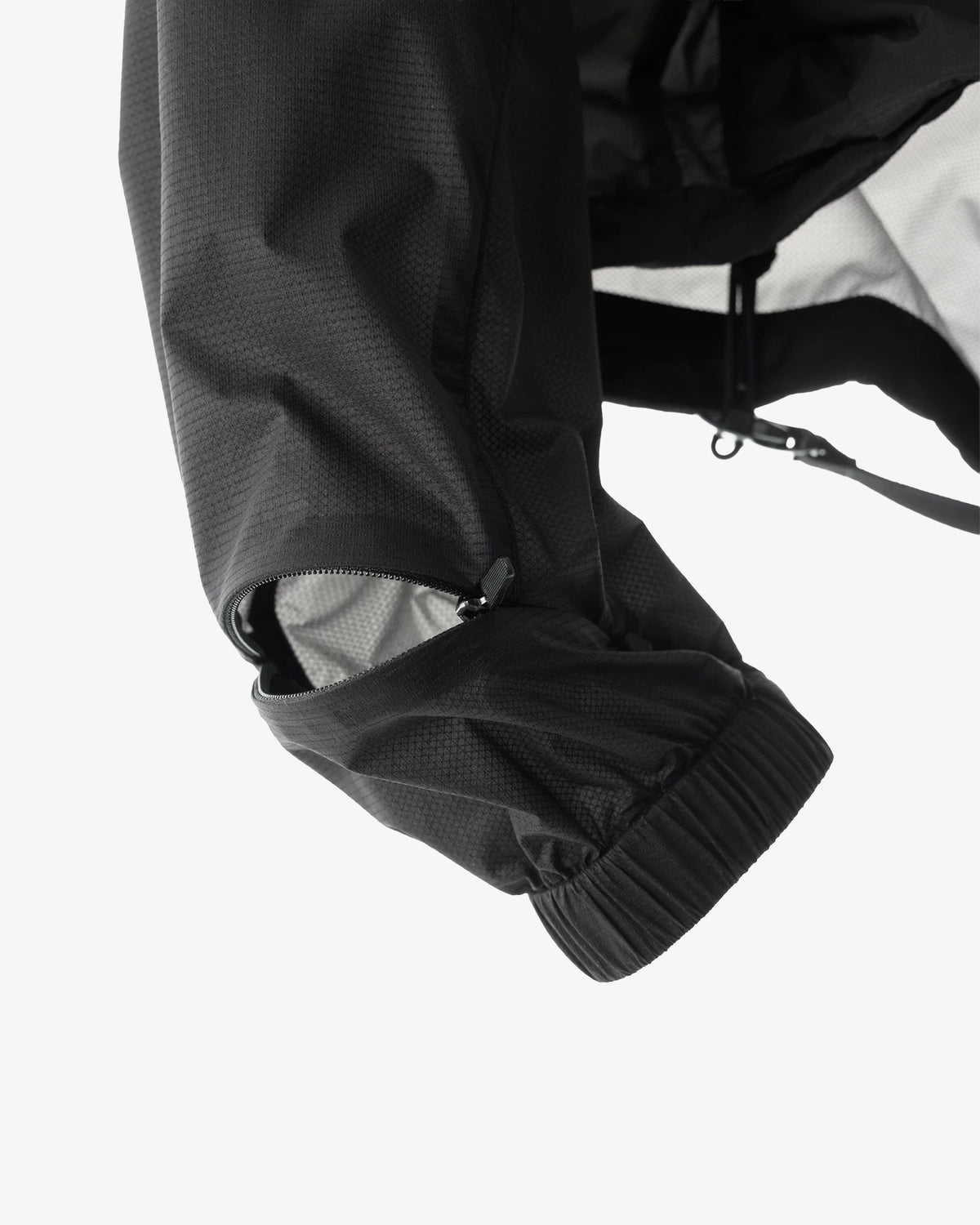 Cropped 2.5L Lightweight Breathable Shell Jacket
