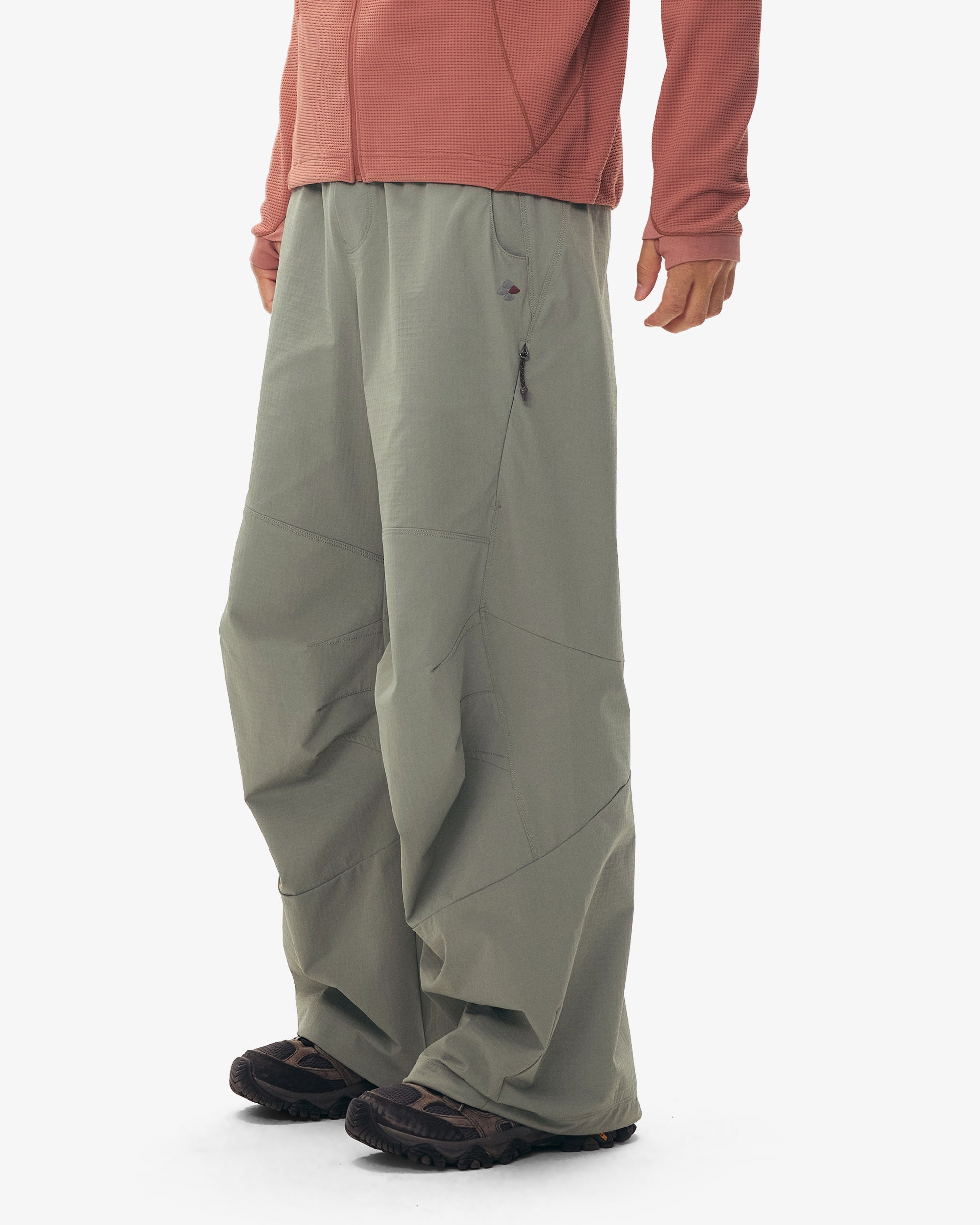 Water Repellent Ventilated Baggy Straight Fit Hiking Pants