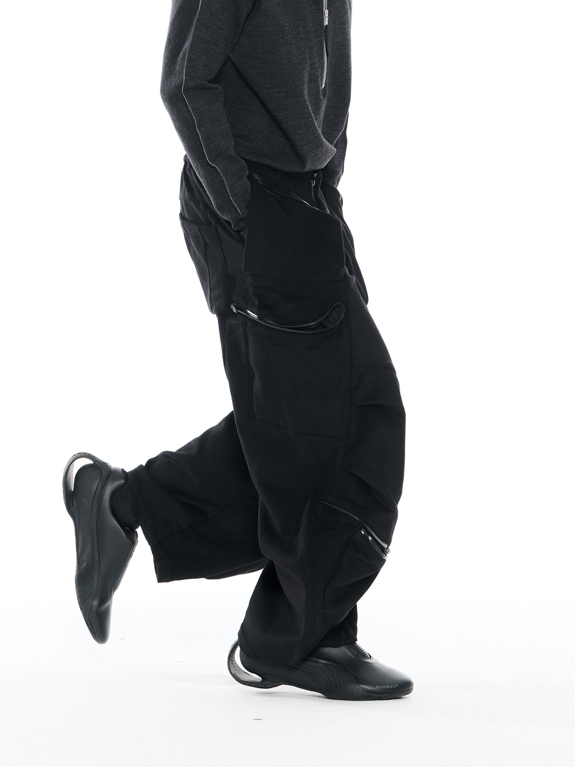 "Surprise Dream" Curved Split Multi-Pocket Wool Pleated Pants P45 "Erosion Gear"