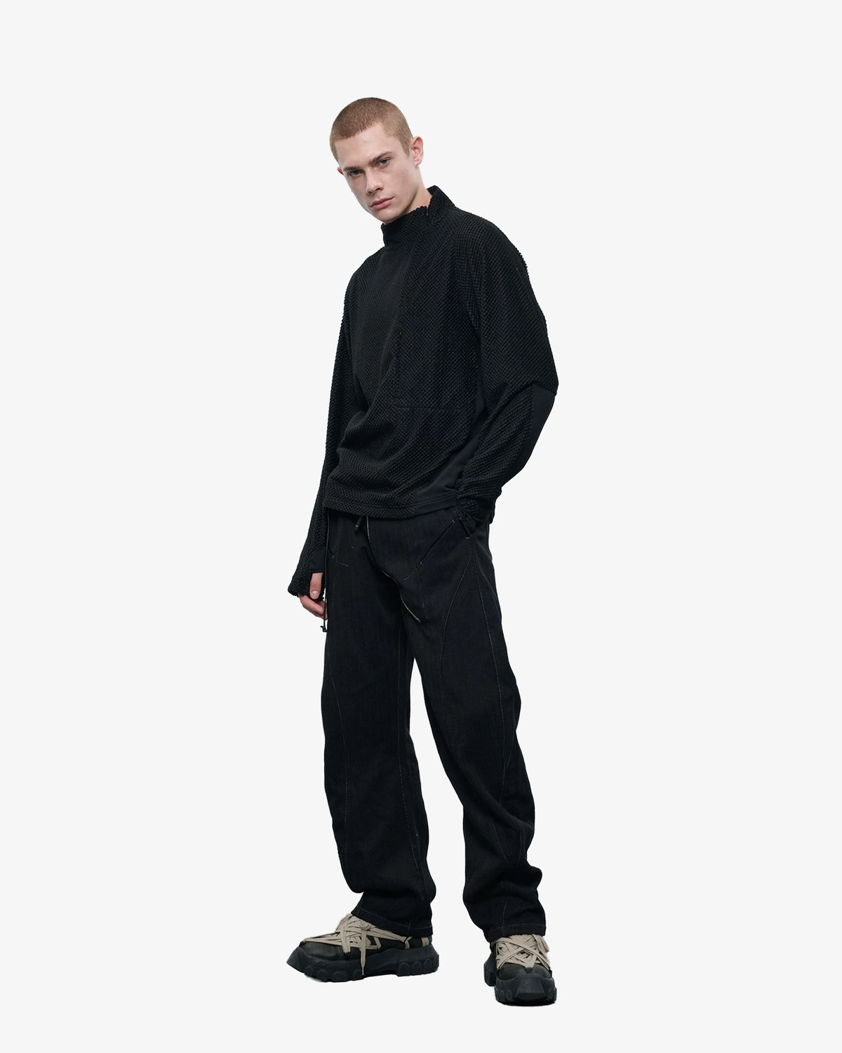 Curved Zipper Pinstripe Linen Trousers