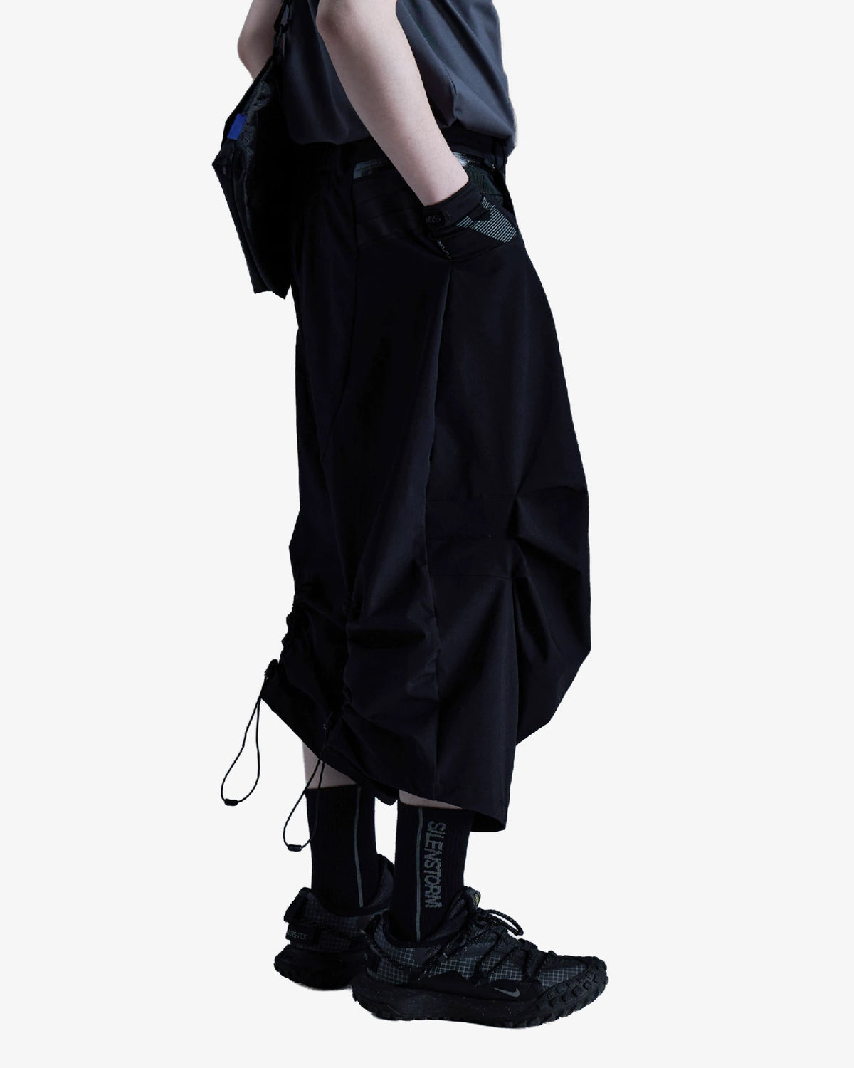 Adjustable Balloon DWR Cropped Cargo Pants