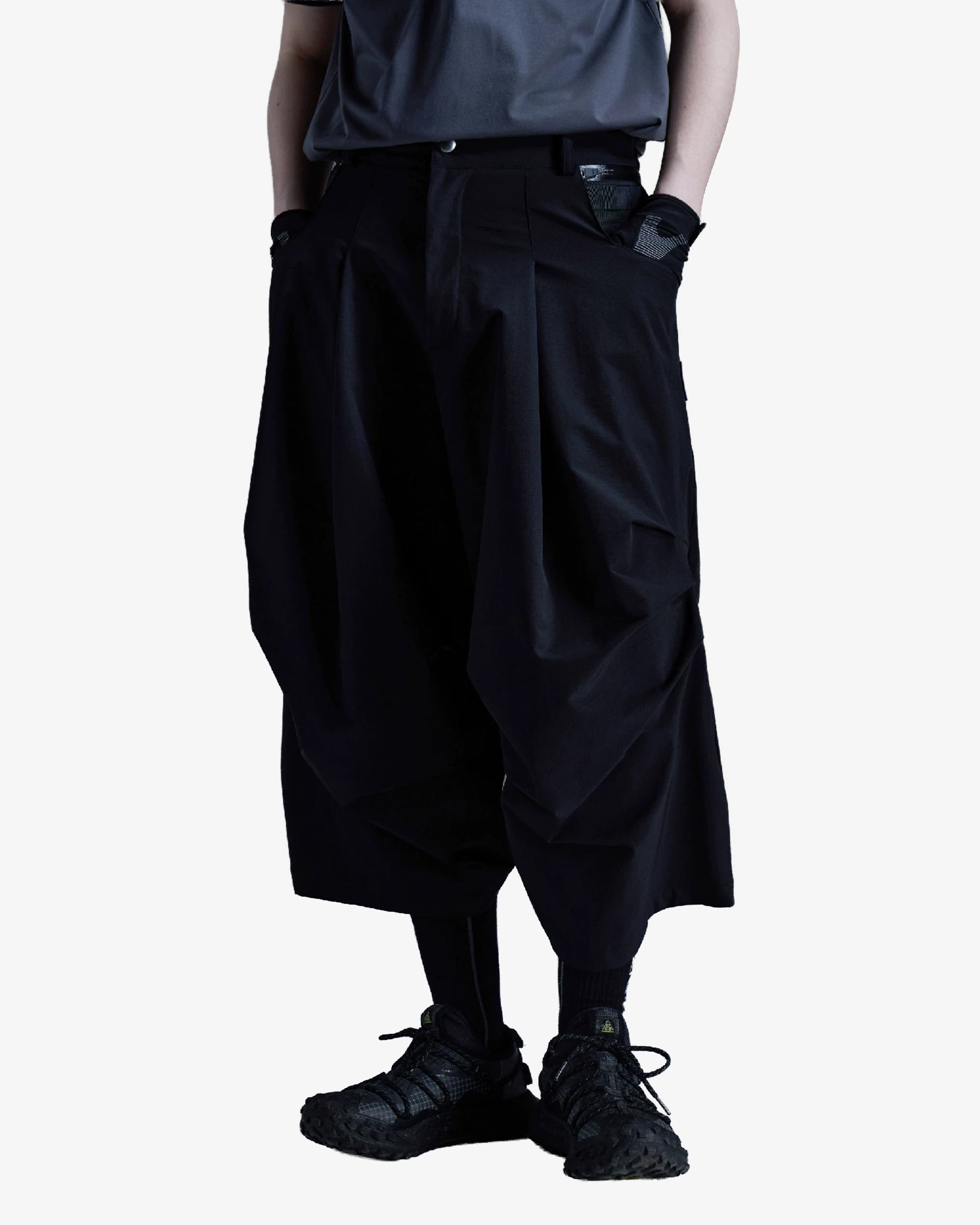 Adjustable Balloon DWR Cropped Cargo Pants