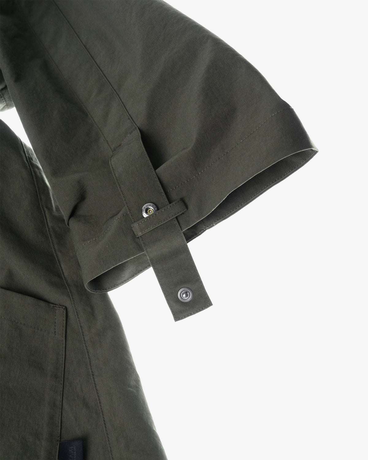 Water-Repellent Utility Half-Sleeve Shirt